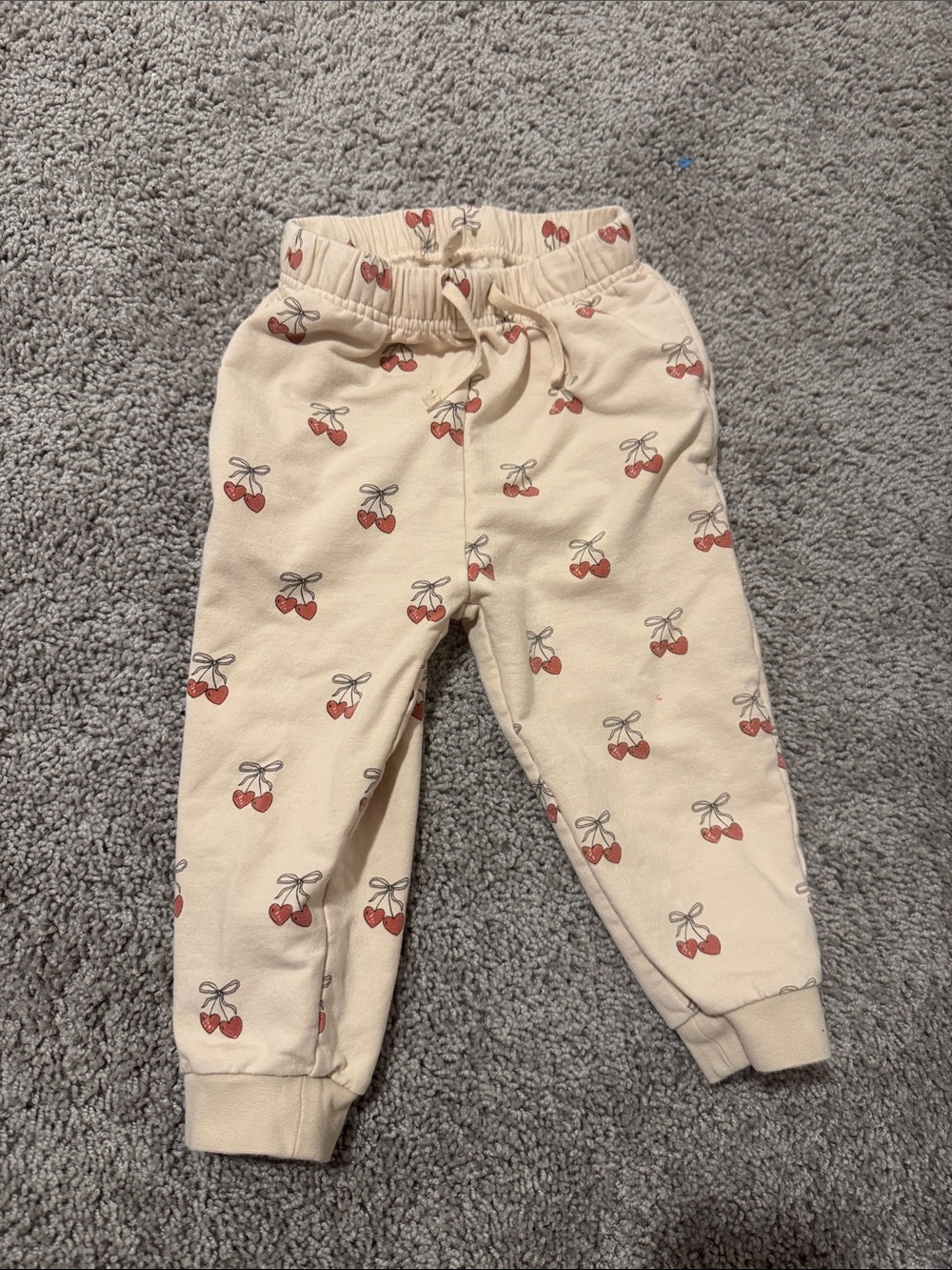 Quincy Mae Cream Joggers with Red Cherry Print